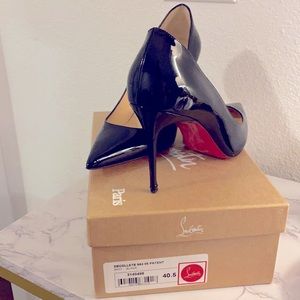 Christian Louboutin Décolleté 554 85 Patent Black Size 40.5